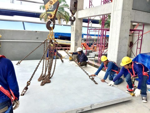 บริษัทรับเหมาก่อสร้างพรีคาสท์